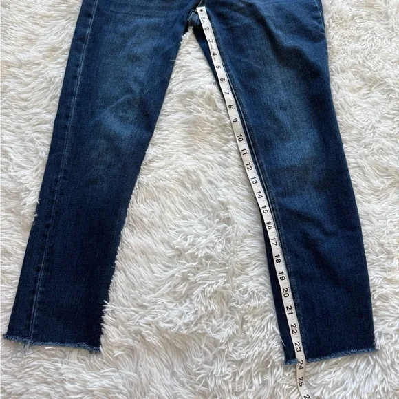 Vervet Dark Blue Raw Hem Cropped Jeans - Picture 8 of 12